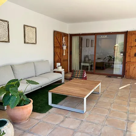 Ses Alzines Lodge *